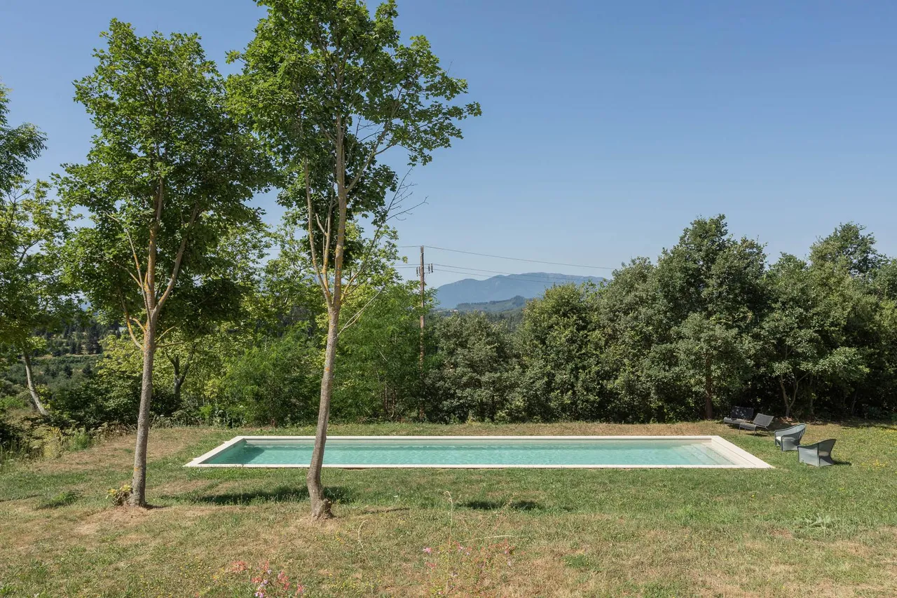 living - 1,966m² castle / palace for sale in La Selva, Girona - gallery - 6