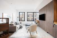 living - Edificio de 1,357m² en venta en Eixample Derecho, Barcelona - gallery thumbnail - 3