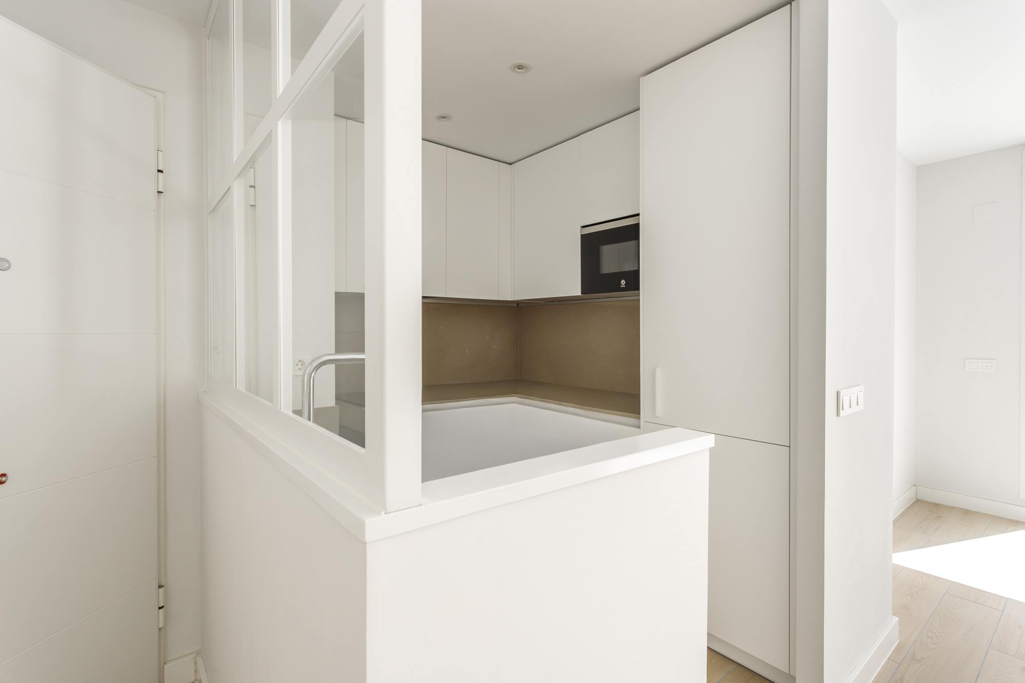 living - Piso de 105m² con 35m² terraza en alquiler en Pacífico - gallery thumbnail - 8
