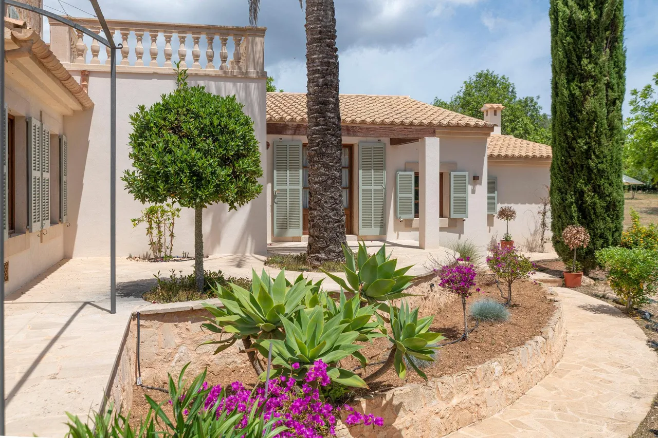 living - Casa rural de 450m² en venta en Felanitx, Islas Baleares - gallery - 8