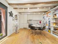 living - 47m² apartment for sale in El Born, Barcelona - gallery thumbnail - 6