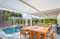 living - 405m² house / villa with 200m² terrace for sale in Bay of Roses - gallery thumbnail - 1