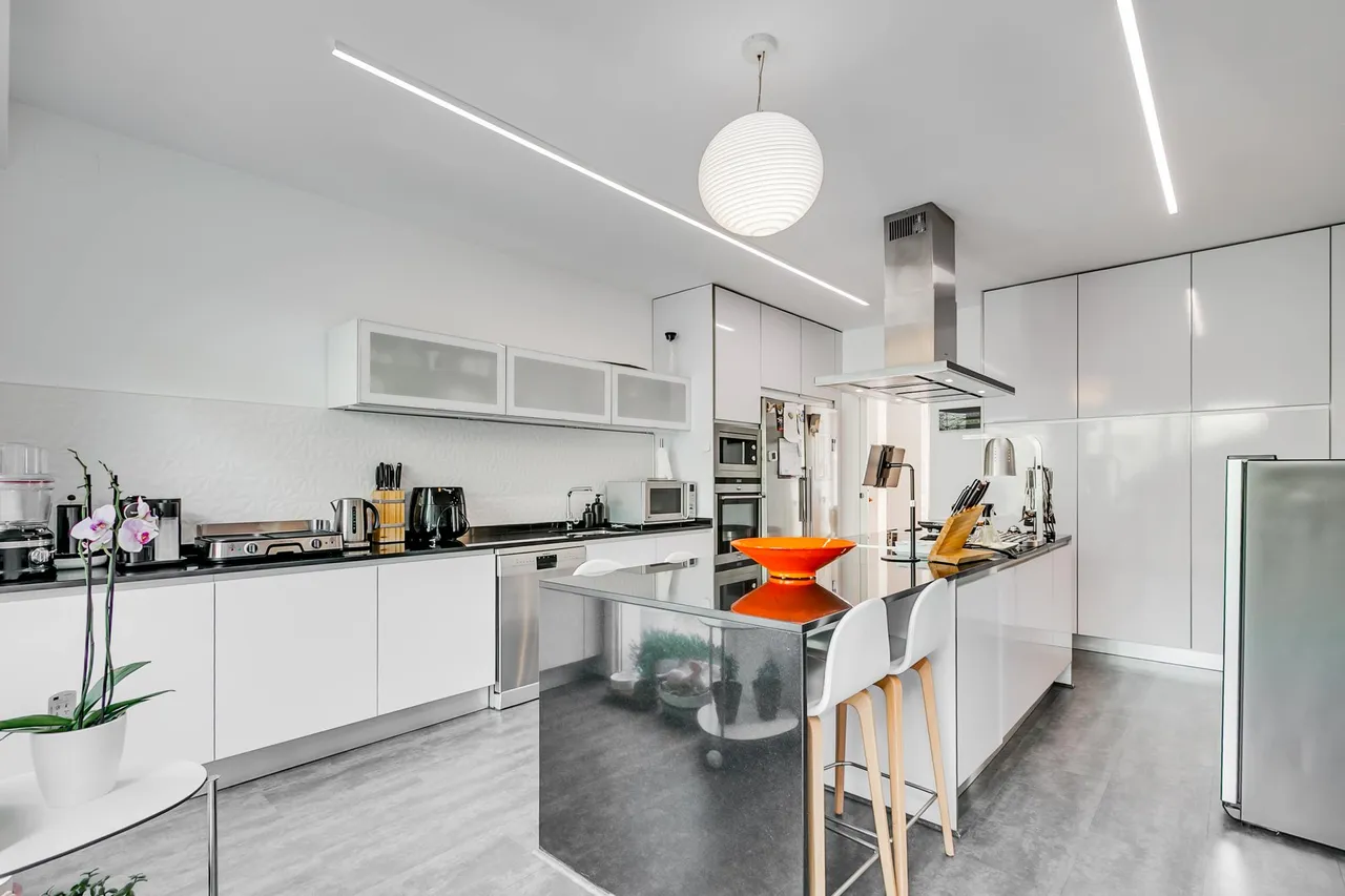 living - 391m² house / villa for sale in Santo Domingo, Madrid - gallery - 3