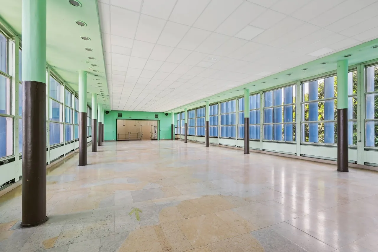 logistics - Light Industrial Premises / Offices For Rent - gallery - 10