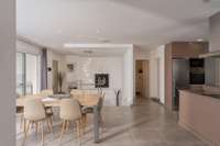 living - Casa / villa de 384m² en venta en Bahía de Rosas - gallery thumbnail - 8
