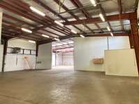 logistics - Light Industrial Premises / Offices For Rent - gallery thumbnail - 9