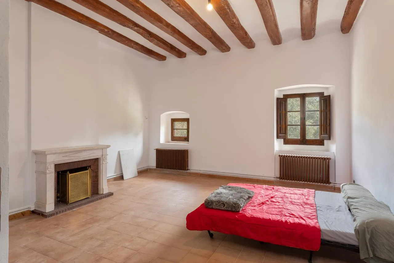 living - 2,460m² country house for sale in El Gironés, Girona - gallery - 10