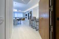 living - 100m² apartment for rent in Recoletos, Madrid - gallery thumbnail - 10