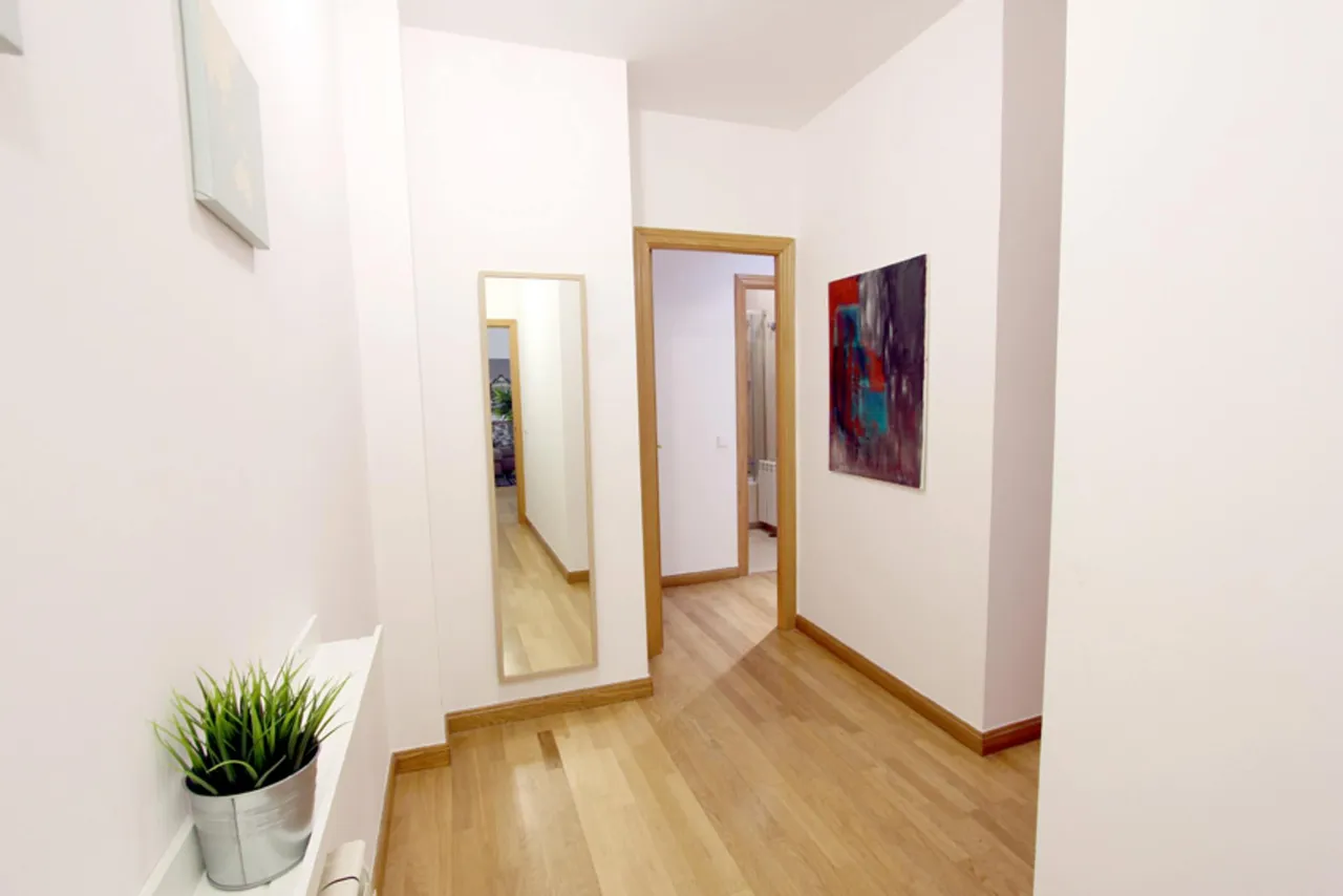living - Piso de 97m² en alquiler en Cortes / Huertas, Madrid - gallery - 9