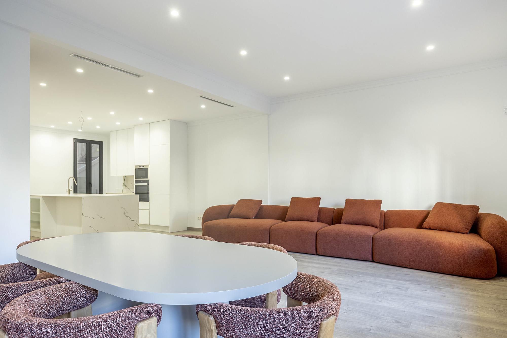 living - 210m² apartment with 6m² terrace for rent in Sant Francesc - gallery thumbnail - 4