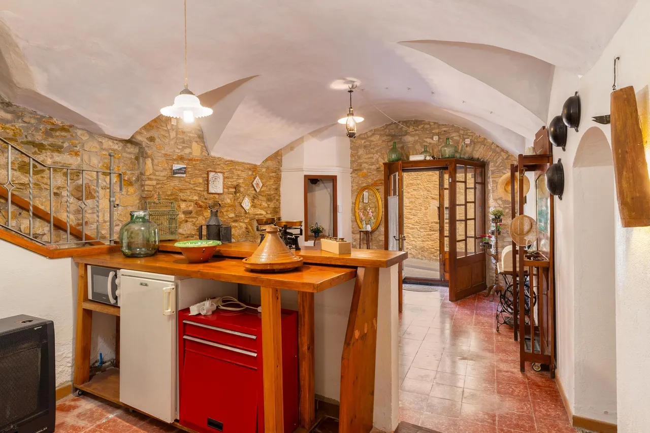living - 315m² house / villa for sale in Begur Town, Costa Brava - gallery - 7