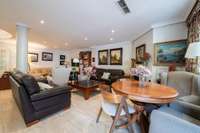 living - Casa / villa de 487m² en venta en Conde de Orgaz y Piovera - gallery thumbnail - 6
