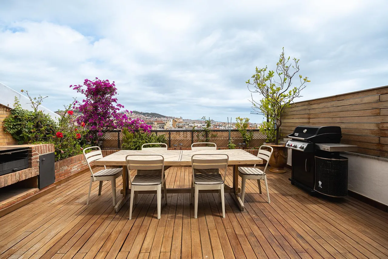 living - 234m² penthouse with 100m² terrace for sale in Sant Gervasi - Galvany - gallery - 2