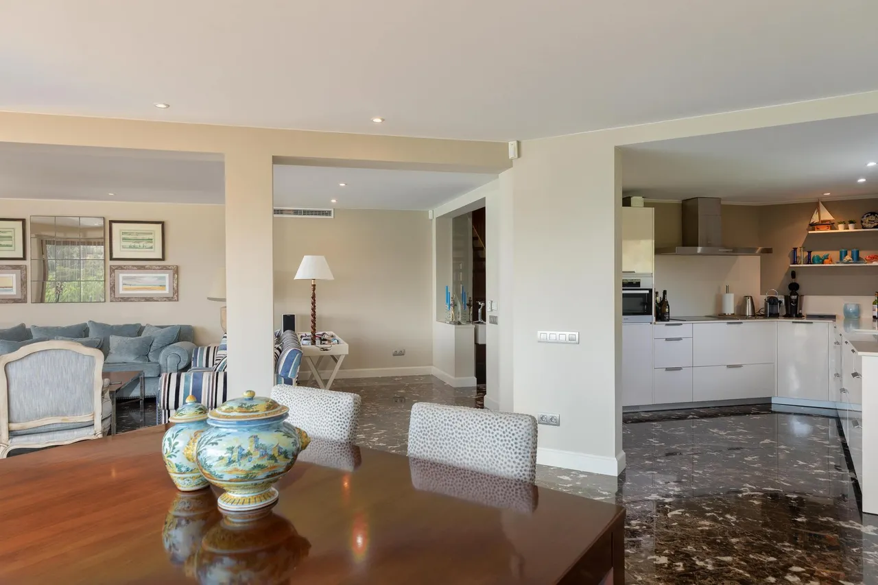 living - 392m² house / villa for sale in Tossa de Mar, Costa Brava - gallery - 10