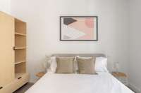 living - 55m² apartment for rent in Sol, Madrid - gallery thumbnail - 7