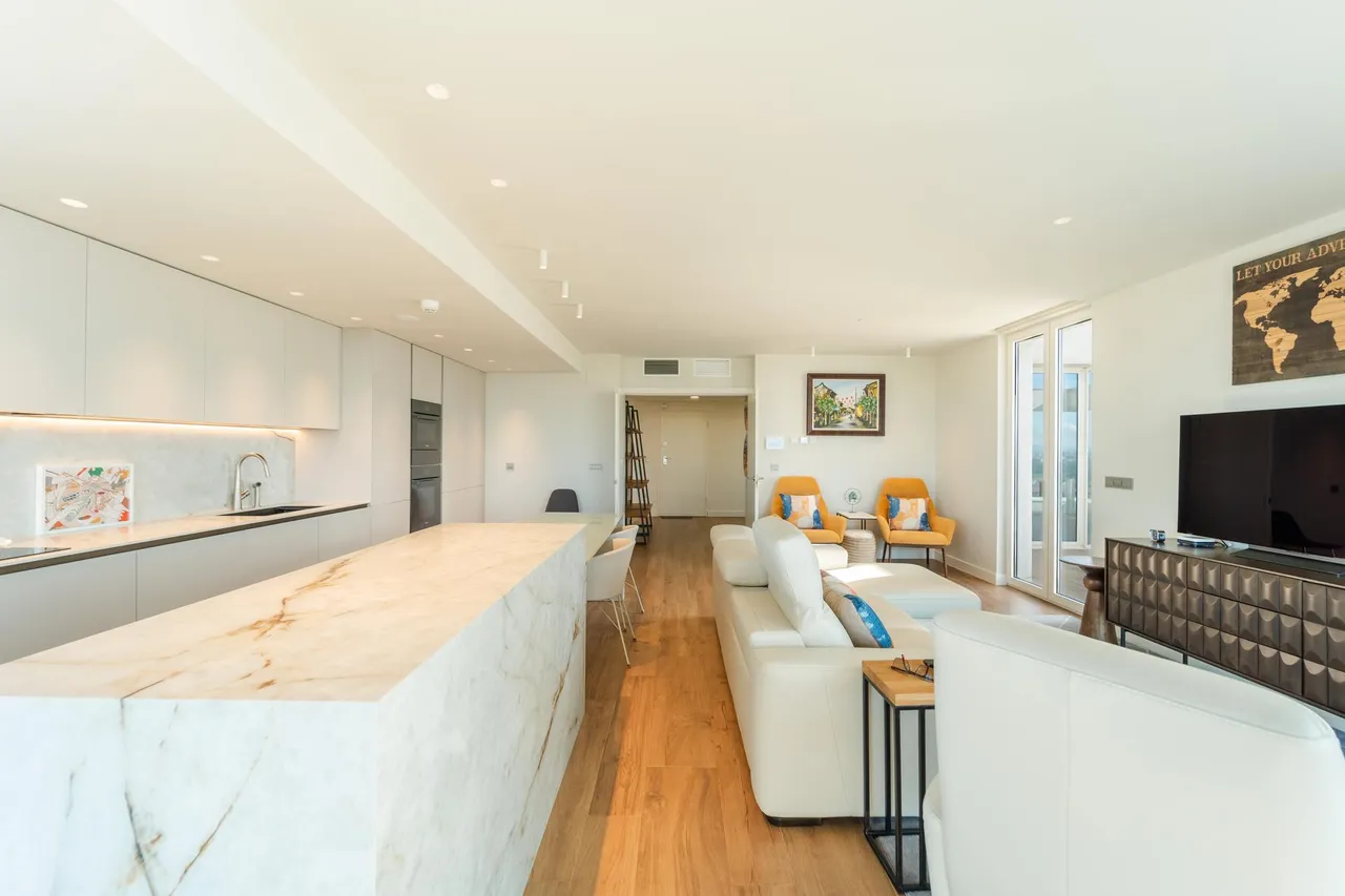living - 280m² penthouse with 80m² terrace for sale in Palacio de Congresos - gallery - 7