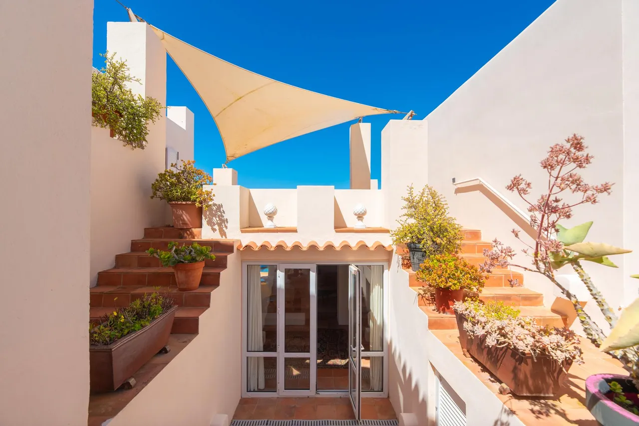 living - 585m² house / villa for sale in San José, Balearic Islands - gallery - 10