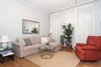 living - Piso de 97m² en alquiler en Cortes / Huertas, Madrid - gallery thumbnail - 2