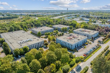 logistics - Light Industrial Premises / Offices For Rent - featured