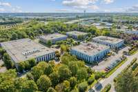 logistics - Light Industrial Premises / Offices For Rent - gallery thumbnail - 1