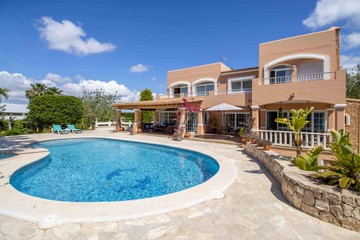 living - 530m² house / villa for sale in Ibiza Town - featured