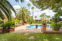 living - 304m² house / villa for sale in Valencia Region, Valencia - gallery thumbnail - 1