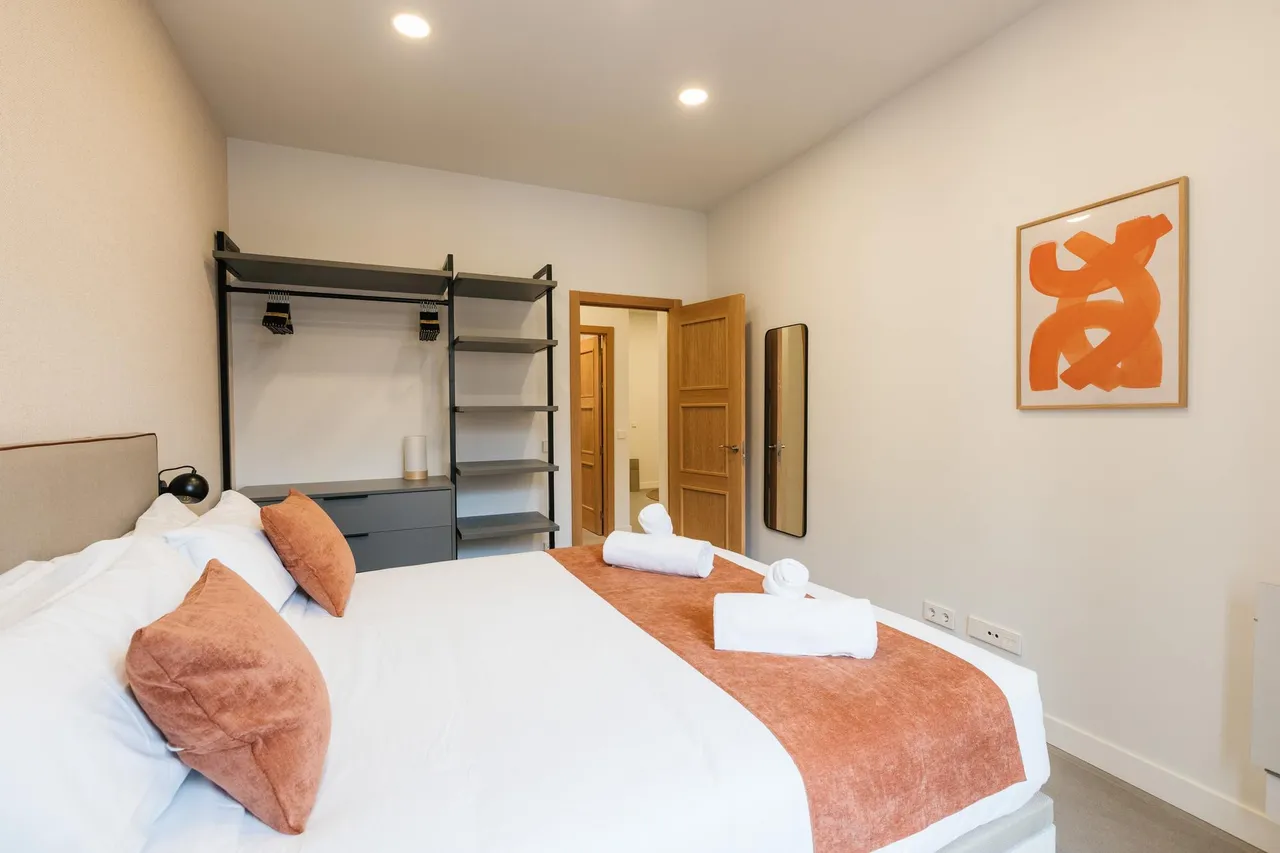 living - 145m² apartment for rent in La Latina, Madrid - gallery - 9
