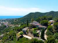 living - 1,744m² house / villa for sale in Cabrera de Mar, Barcelona - gallery thumbnail - 3