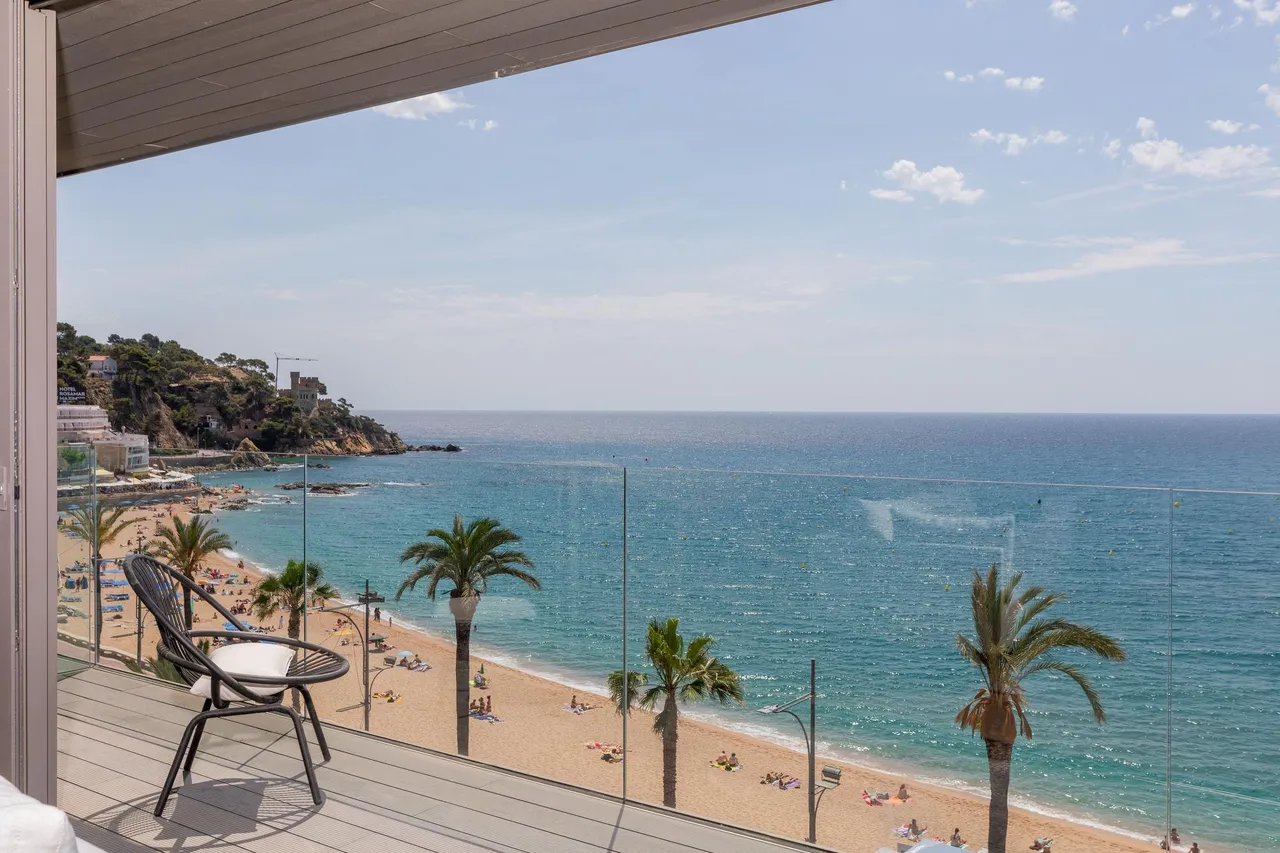 living - Infinity Lloret - gallery - 9