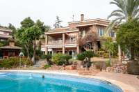 living - 980m² house / villa for sale in Los Monasterios, Valencia - gallery thumbnail - 2