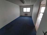 logistics - Activités / Bureaux À Louer - gallery thumbnail - 7