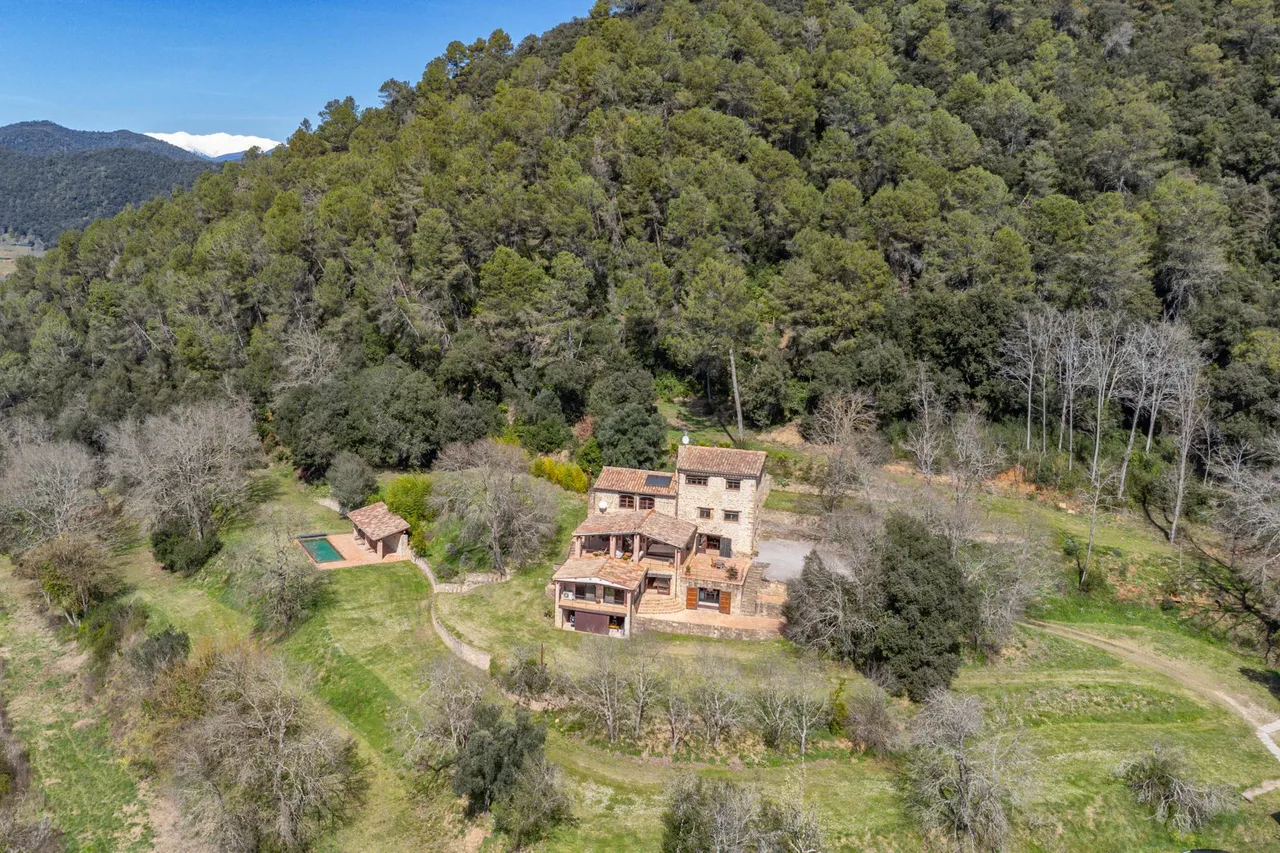 living - 752m² country house for sale in Pla de l'Estany, Girona - gallery - 3