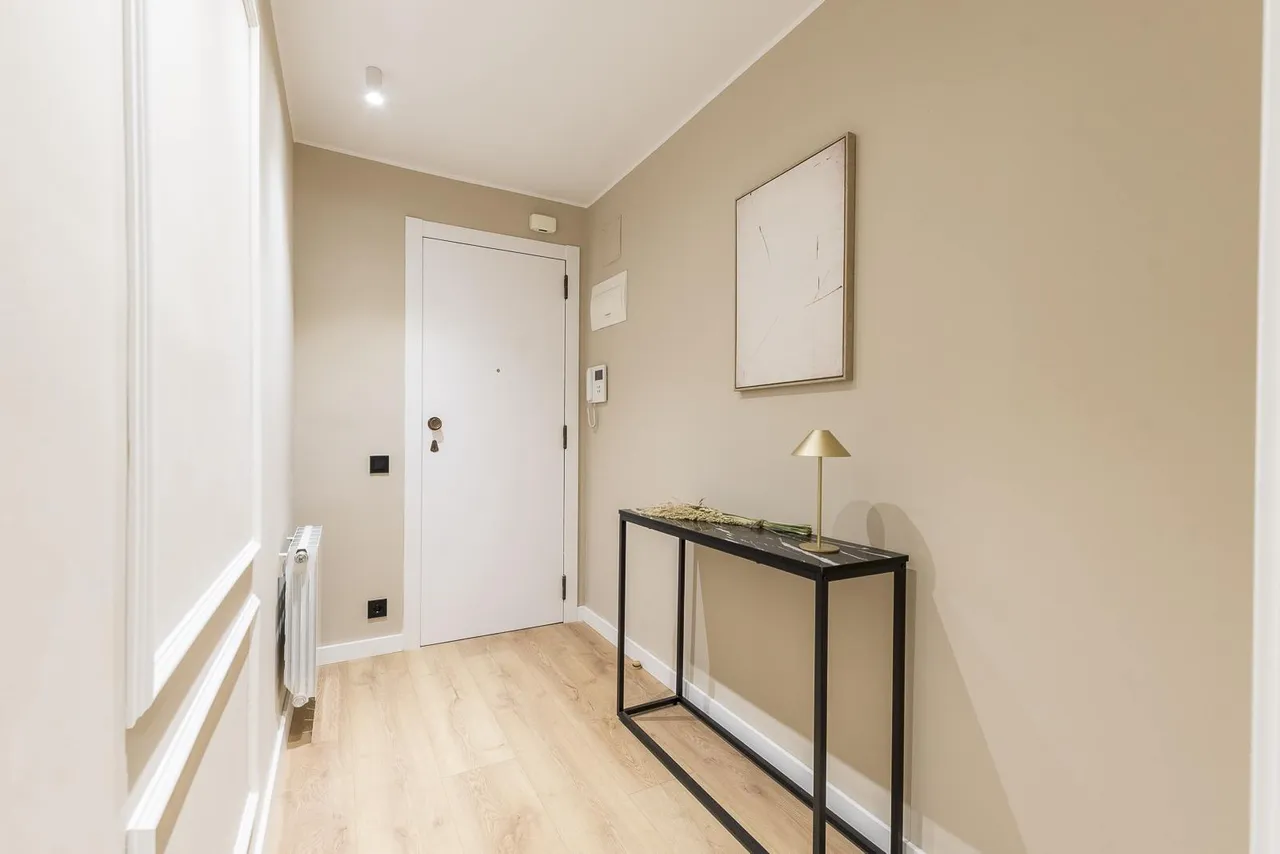 living - Piso de 100m² con 6m² terraza en venta en Eixample Derecho - gallery - 8