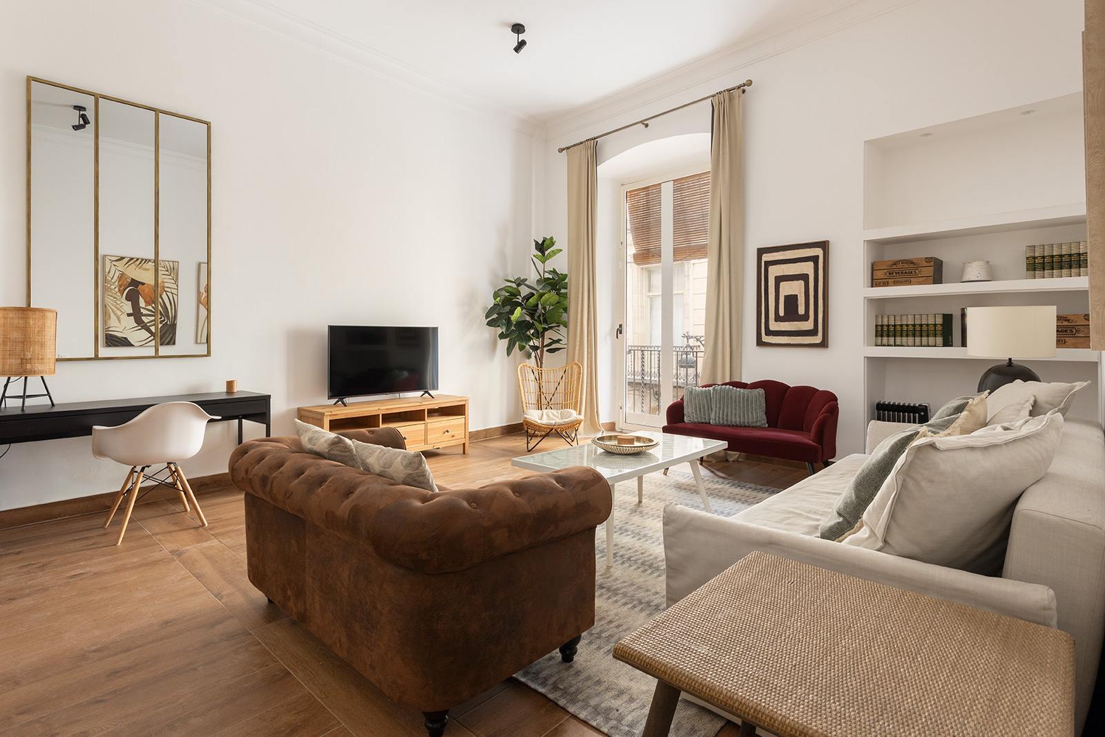 living - 105m² apartment for sale in Gótico, Barcelona - gallery - 3