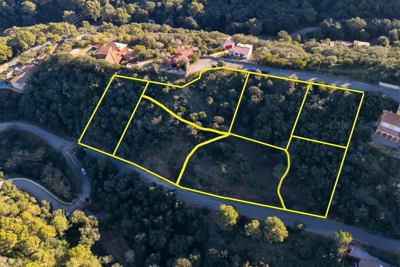 living - 1,011m² plot for sale in Sa Riera, Costa Brava - gallery - 7