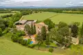 living - Casa rural de 2,460m² en venta en El Gironés, Girona - gallery thumbnail - 1
