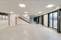 logistics - Activités / Bureaux À Louer - gallery thumbnail - 10