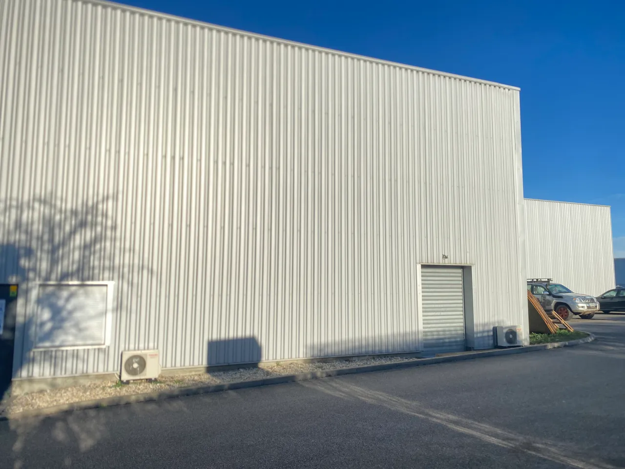 logistics - Activités / Bureaux À Louer - gallery - 2