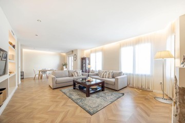 living - Piso de 193m² en venta en Sant Francesc, Valencia - featured