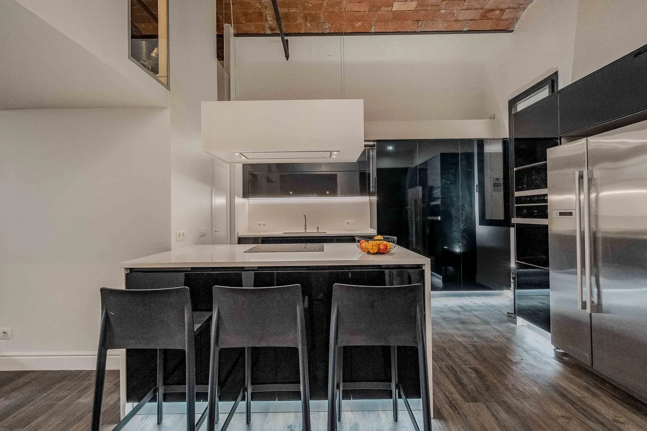 living - Piso de 212m² en venta en Eixample Derecho, Barcelona - gallery - 2