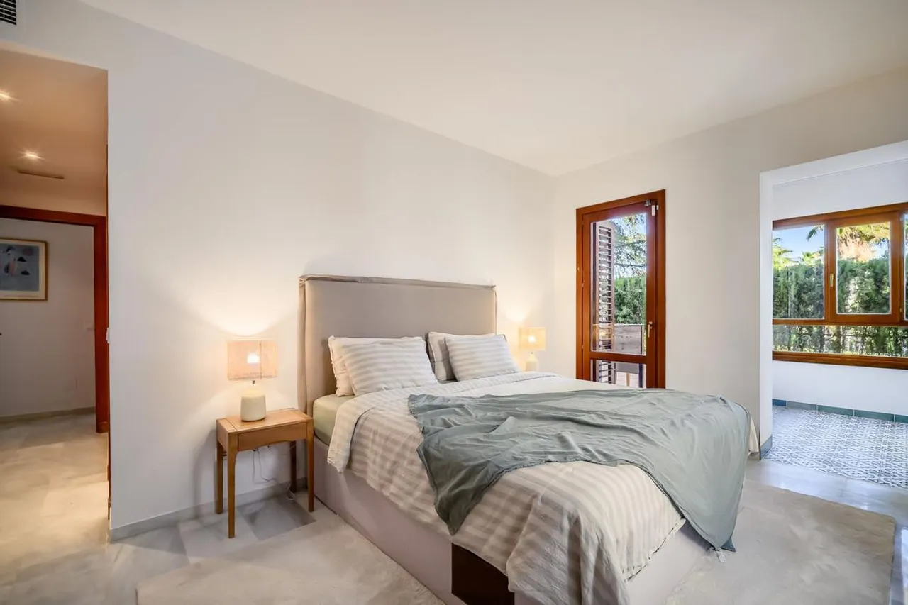 living - 125m² apartment with 102m² terrace for sale in Nueva Andalucía - gallery - 10