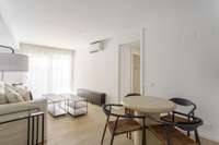 living - Piso de 70m² en alquiler en Ventilla - Almenara, Madrid - gallery thumbnail - 7