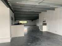logistics - Local d’activités À Louer - gallery thumbnail - 1