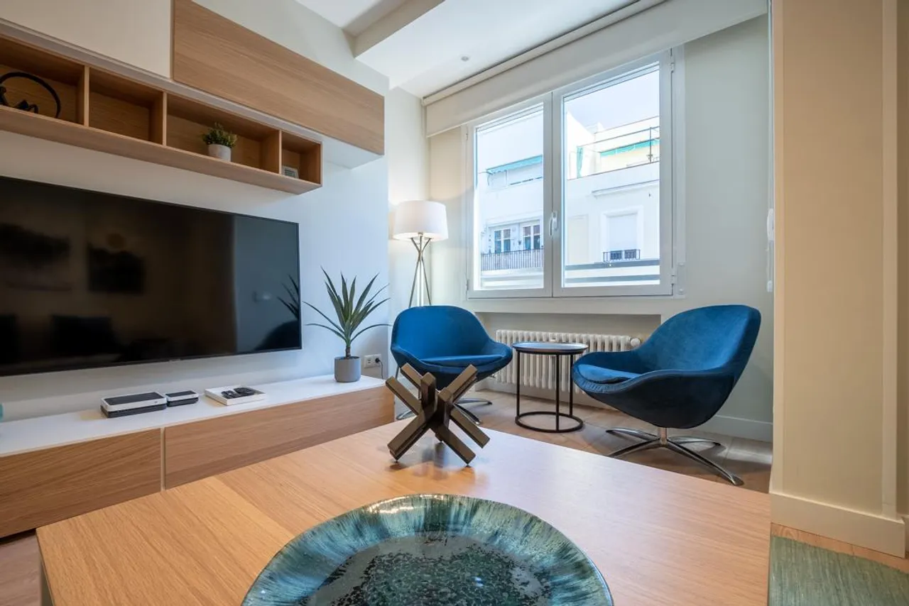 living - 96m² apartment for rent in Lista, Madrid - gallery - 8