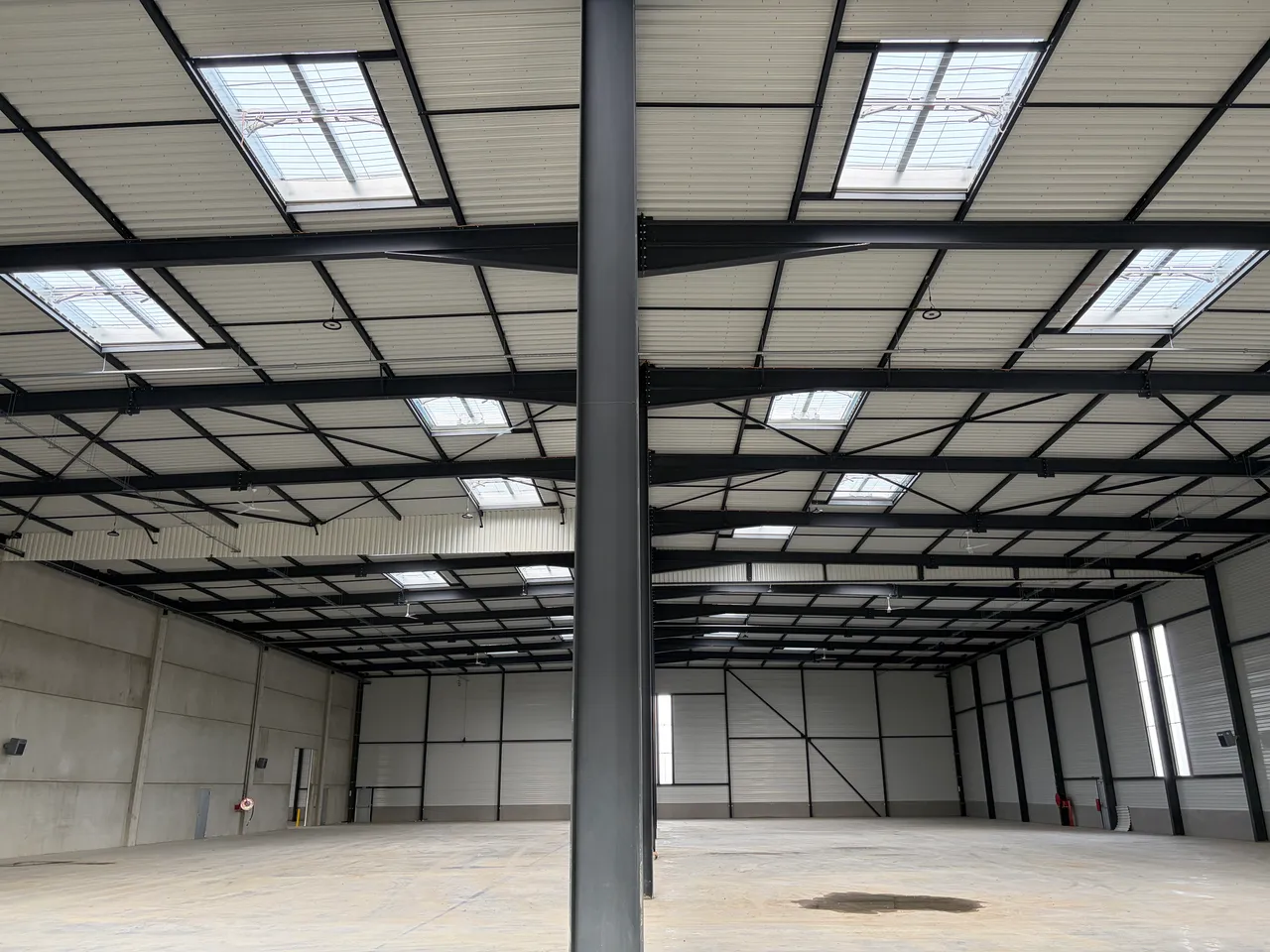 logistics - Activités / Bureaux À Louer - gallery - 3