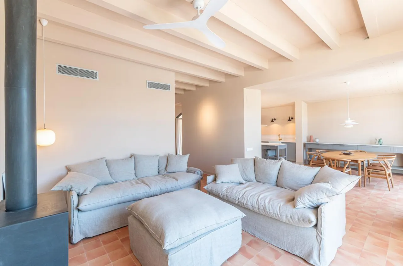 living - Casa / villa de 271m² con 103m² de jardín en venta en Baix Empordà - gallery - 9
