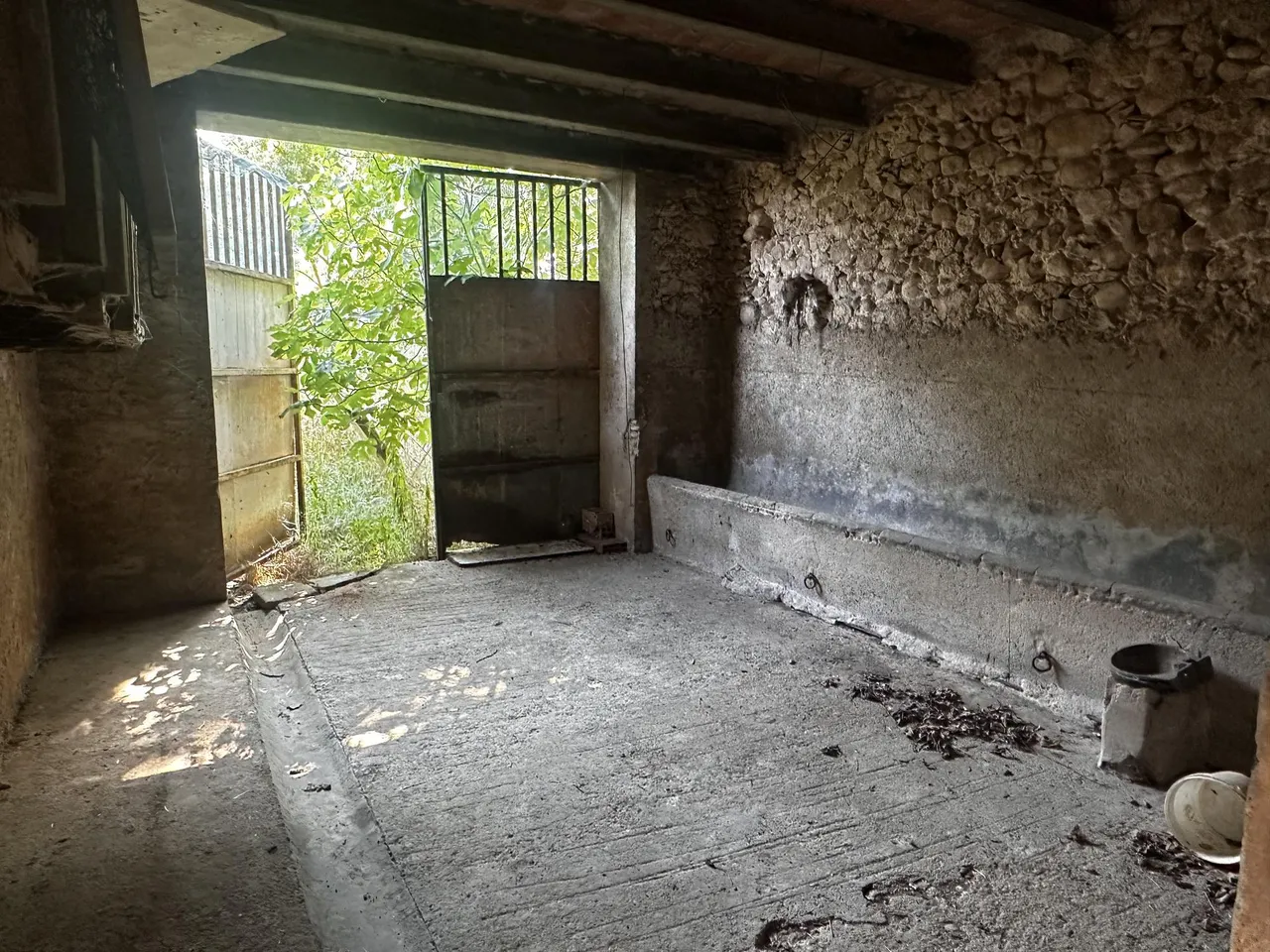 living - 253m² country house for sale in Alt Empordà, Girona - gallery - 10