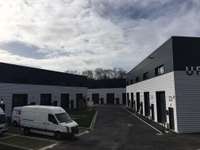 logistics - Local d’activités À Louer - gallery thumbnail - 8