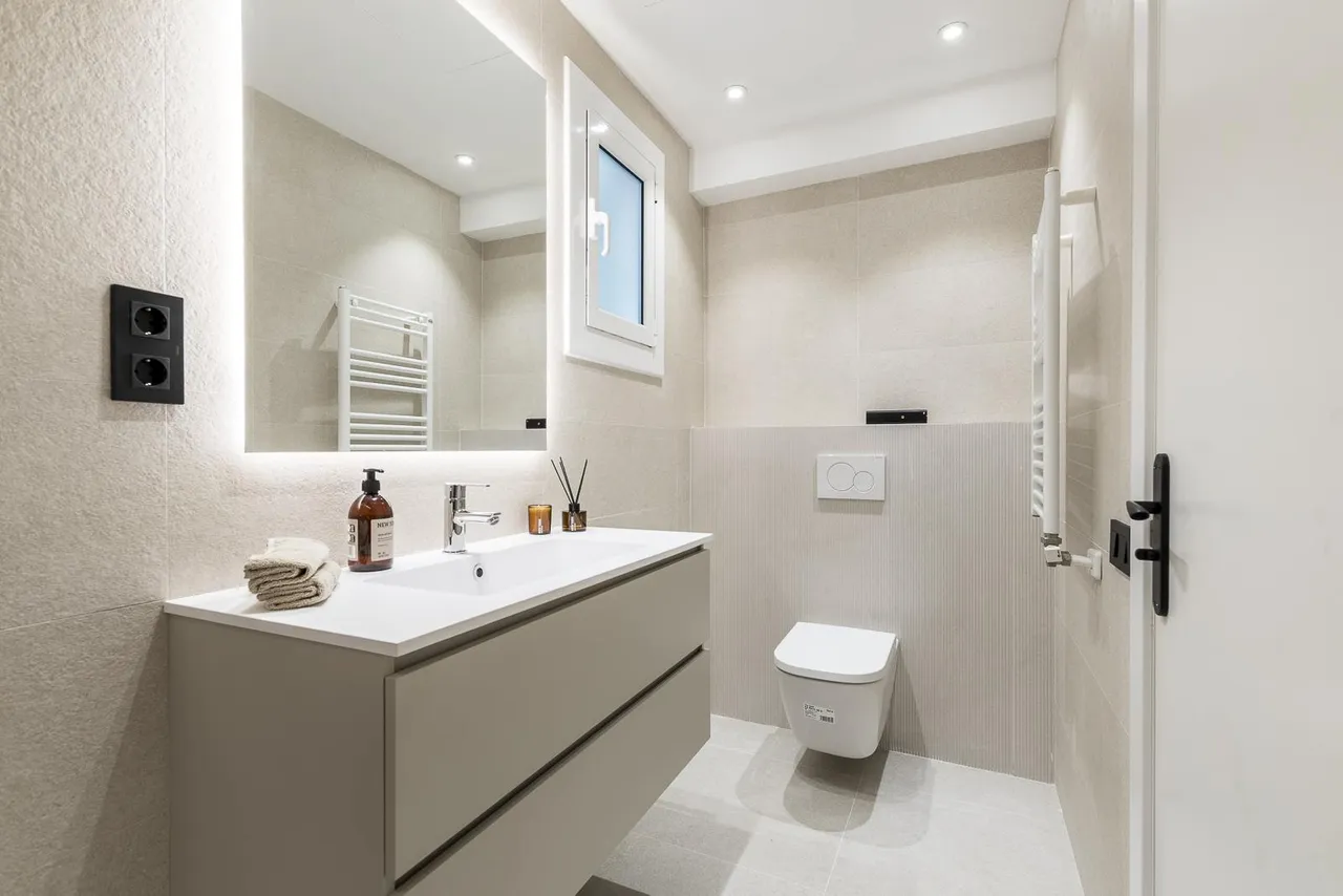 living - Piso de 100m² con 6m² terraza en venta en Eixample Derecho - gallery - 7