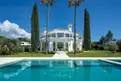 living - 722m² house / villa with 150m² terrace for sale in Nueva Andalucía - gallery thumbnail - 2